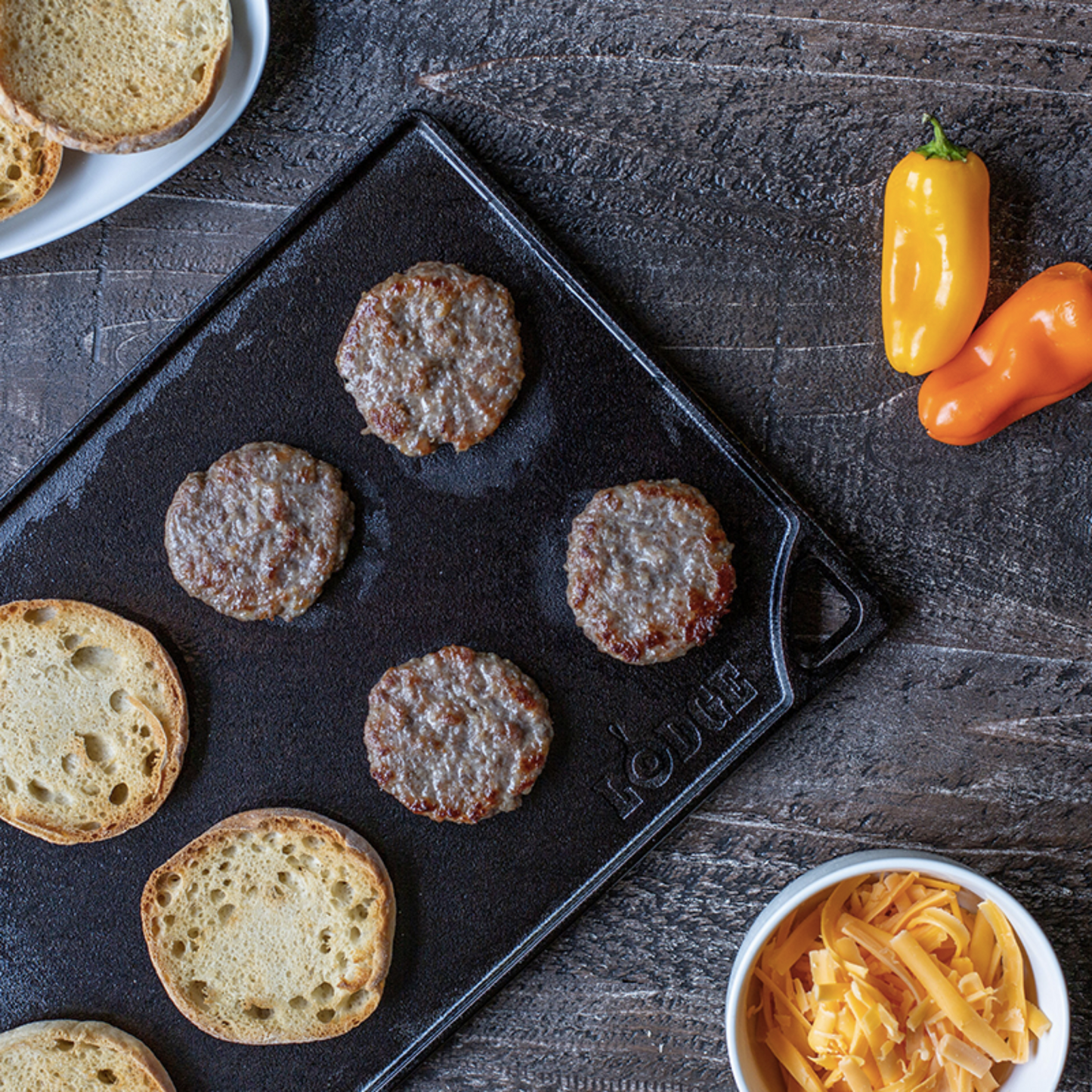 Lodge Cast Iron Double Play Reversible Grill / Griddle